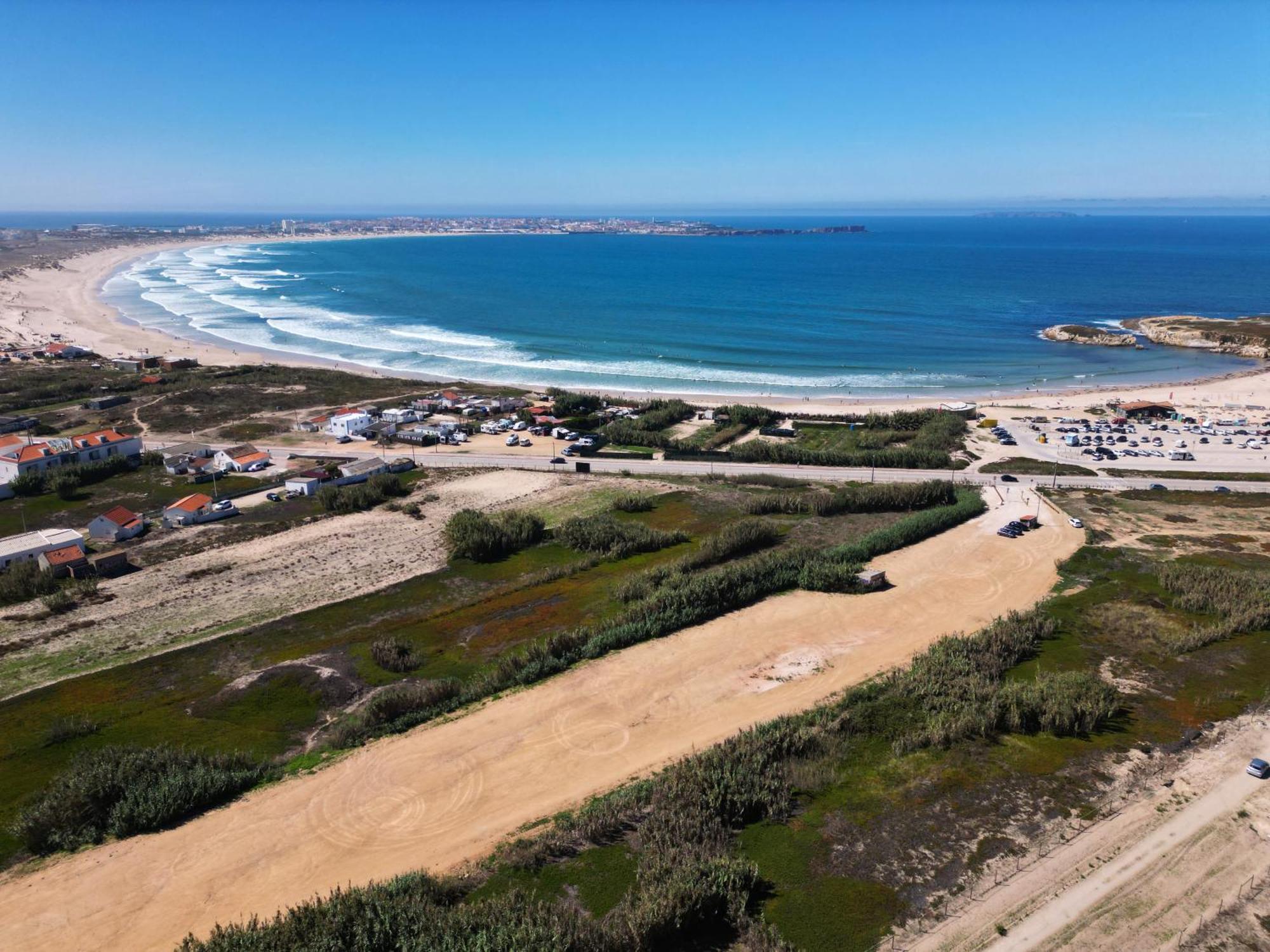 Beach & Surf Lovers Apartment With Ac - Baleal Eksteriør billede