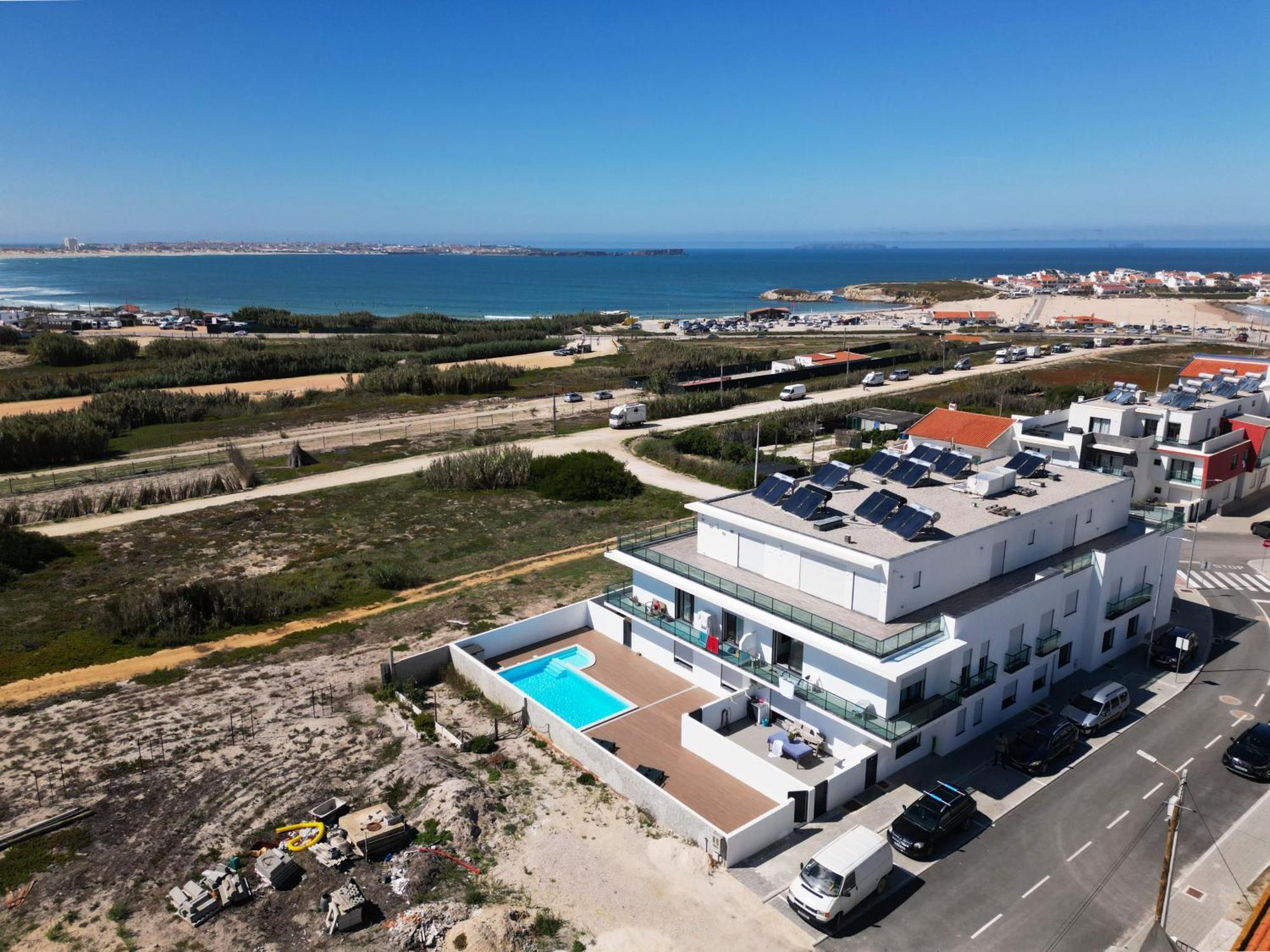 Beach & Surf Lovers Apartment With Ac - Baleal Eksteriør billede